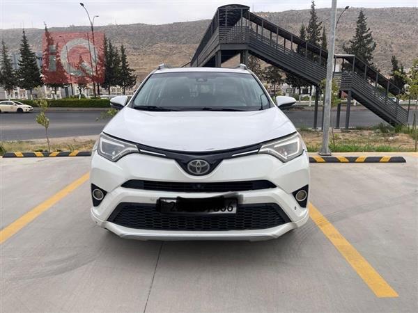 Toyota RAV4 2017 for sale in Iraq - Duhok
